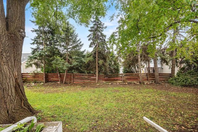 1112 LAWE STREET, Kaukauna, WI 54130