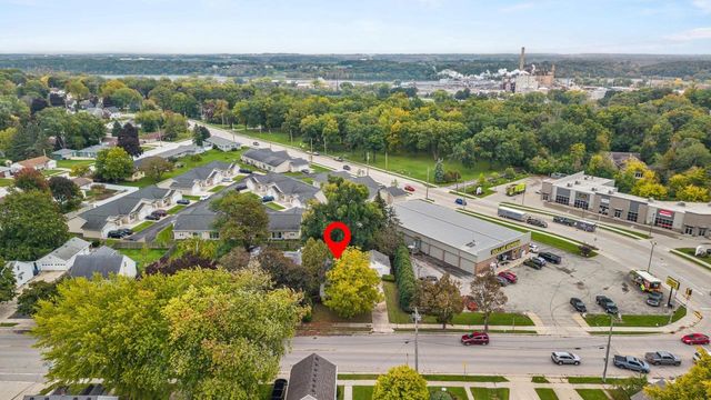 1112 LAWE STREET, Kaukauna, WI 54130