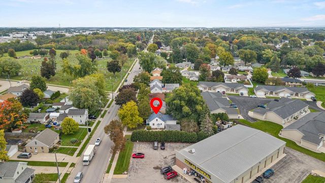 1112 LAWE STREET, Kaukauna, WI 54130