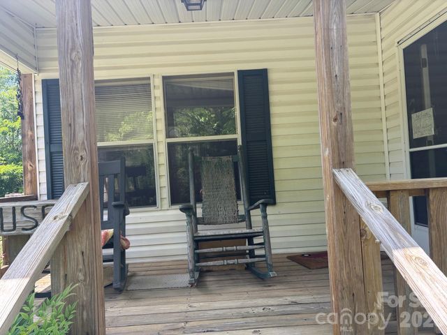 130 Wid Smith Road, Burnsville, NC 28714
