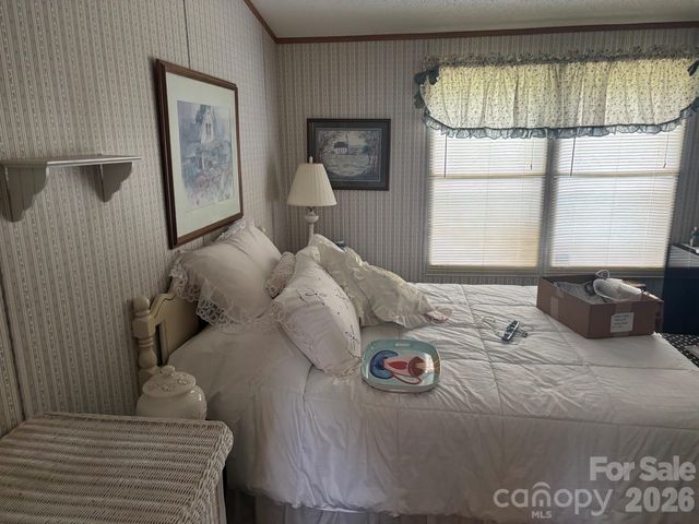 130 Wid Smith Road, Burnsville, NC 28714