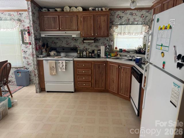 130 Wid Smith Road, Burnsville, NC 28714