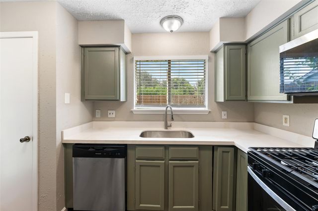 2327 Rittenmore Drive, Missouri City, TX 77489