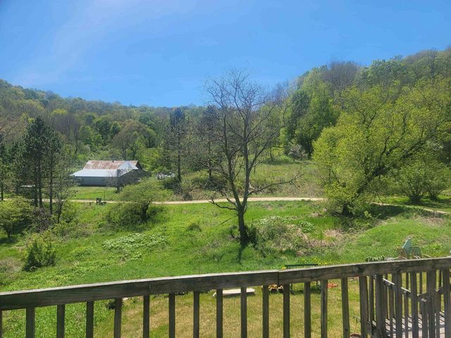23810 Dove Lane, Hillsboro, WI 54634