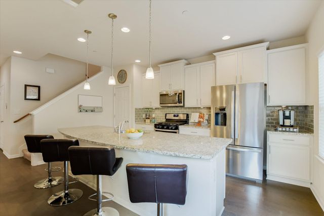 2304 S Lakeline BLVD 262, Cedar Park, TX 78613