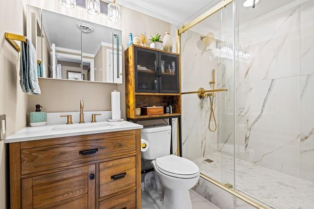 1 Biscayne NW Drive 804, Atlanta, GA 30309