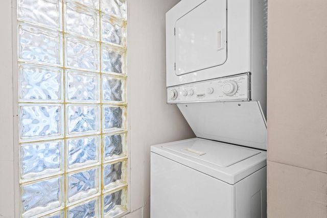 1 Biscayne NW Drive 804, Atlanta, GA 30309