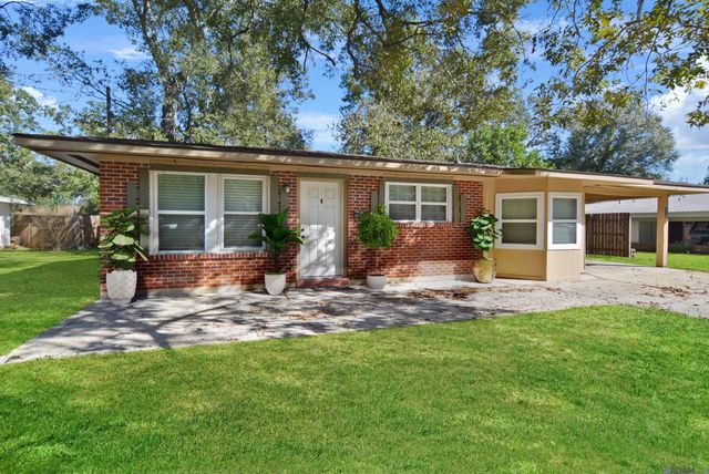 1224 Kline St, Denham Springs, LA 70726