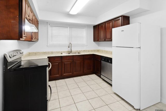 1224 Kline St, Denham Springs, LA 70726