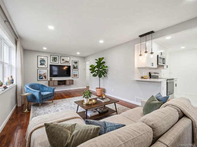 180 E Booker Avenue, Wyandanch, NY 11798