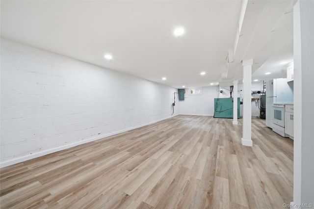 180 E Booker Avenue, Wyandanch, NY 11798