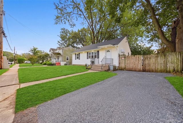 180 E Booker Avenue, Wyandanch, NY 11798