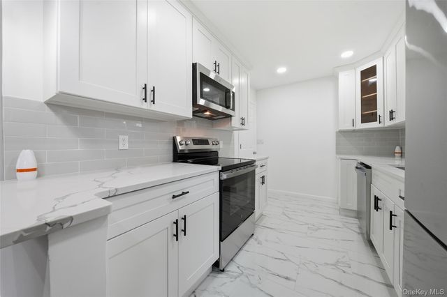 180 E Booker Avenue, Wyandanch, NY 11798
