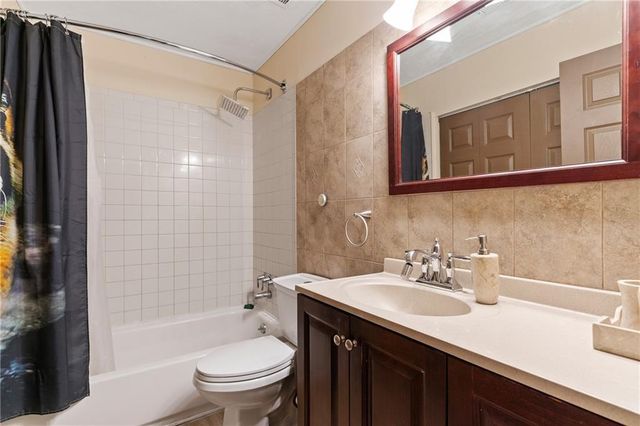 1085 New Haven Drive SW, Marietta, GA 30064