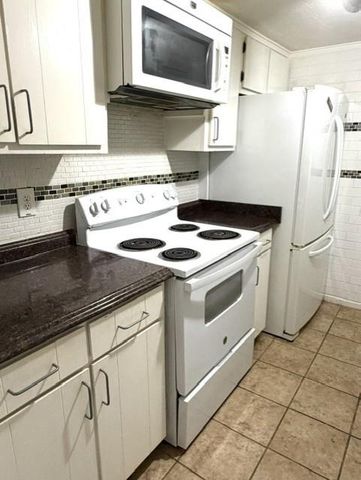 1085 New Haven Drive SW, Marietta, GA 30064
