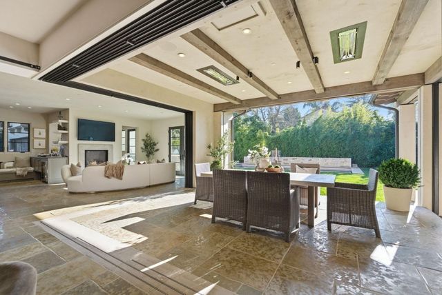 1711 Webster Street, Palo Alto, CA 94301