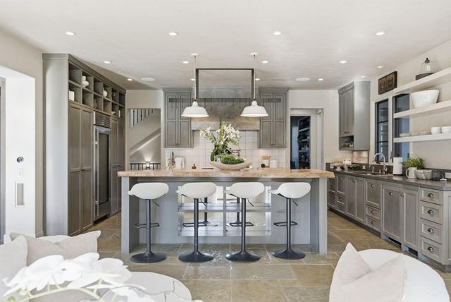 1711 Webster Street, Palo Alto, CA 94301