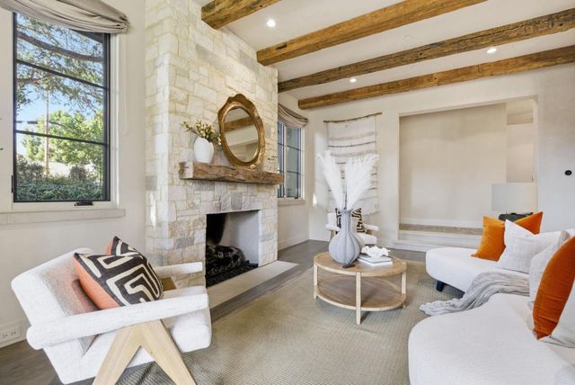 1711 Webster Street, Palo Alto, CA 94301