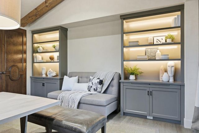 1711 Webster Street, Palo Alto, CA 94301