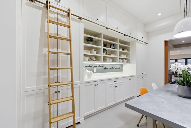 1711 Webster Street, Palo Alto, CA 94301