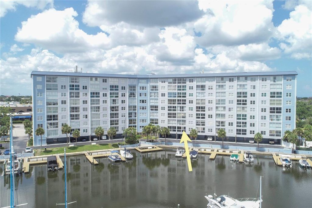 4939 FLORAMAR TERRACE 203, New Port Richey, FL 34652