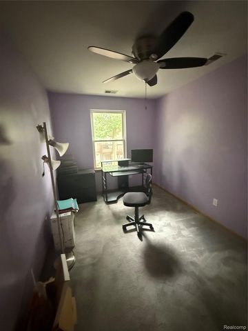 9531 Portage Trail, White Lake Charter Township, MI 48386