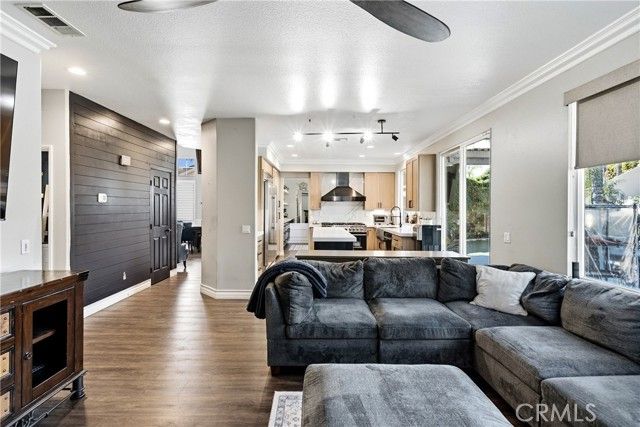 39855 Tinderbox Way, Murrieta, CA 92562