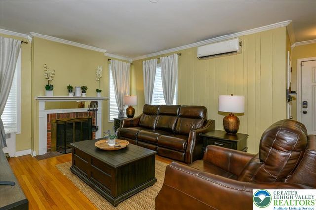 219 25th Street, Allentown City, PA 18104