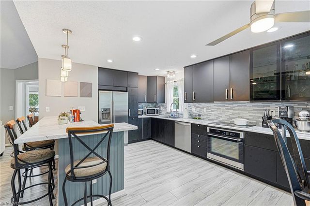 4228 Yeaton Glen Circle, Winston-salem, NC 27107