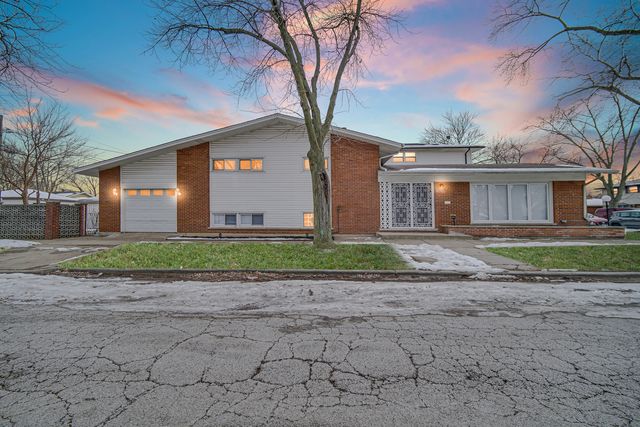 11601 S Laflin Street, Chicago, IL 60643