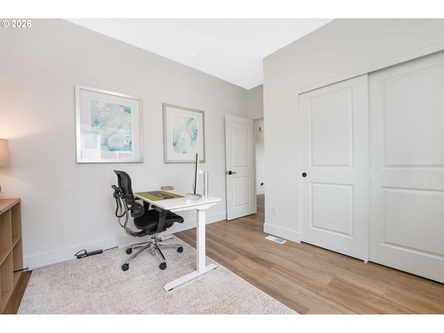 17237 Sw MINA Ln, Beaverton, OR 97003