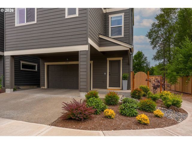 17237 Sw MINA Ln, Beaverton, OR 97003