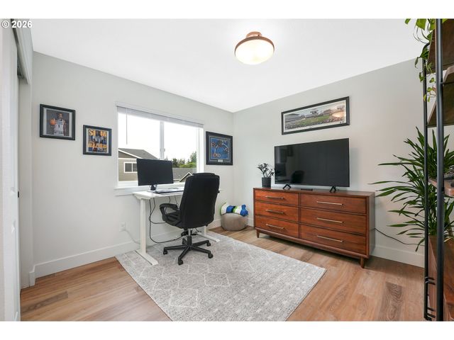 17237 Sw MINA Ln, Beaverton, OR 97003
