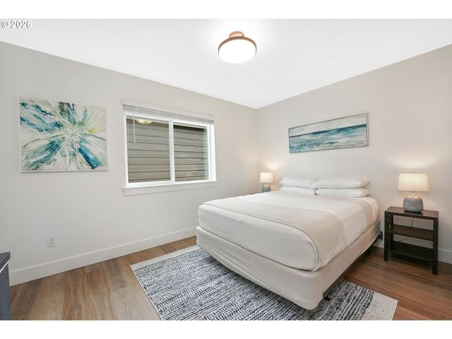 17237 Sw MINA Ln, Beaverton, OR 97003