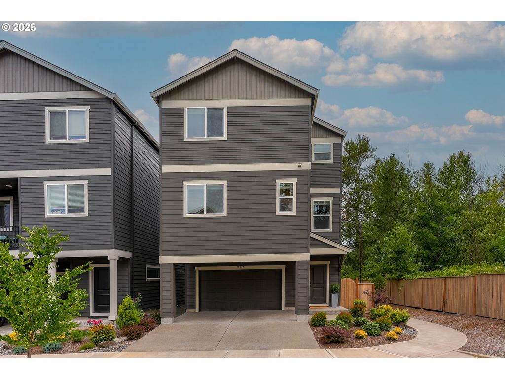 17237 Sw MINA Ln, Beaverton, OR 97003