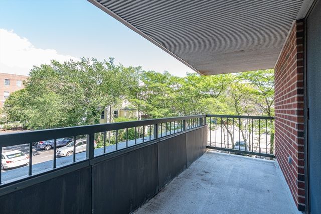 77 Adams St 210, Quincy, MA 02169