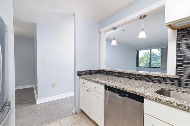77 Adams St 210, Quincy, MA 02169