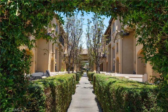 375 W Linden Drive, Orange, CA 92865