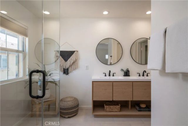 375 W Linden Drive, Orange, CA 92865