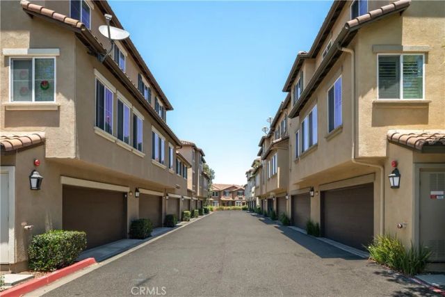 375 W Linden Drive, Orange, CA 92865