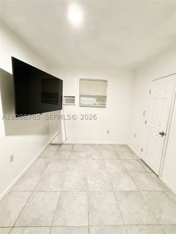 29xx NW 6th Ct B, Fort Lauderdale, FL 33311