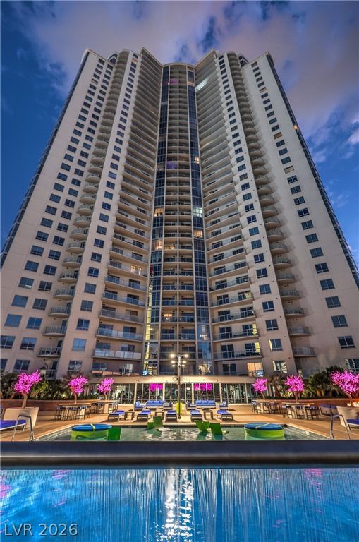 200 West Sahara Avenue 1602, Las Vegas, NV 89102 — exterior