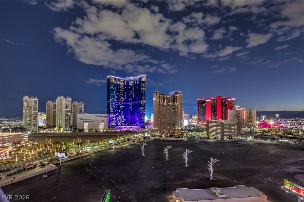 200 West Sahara Avenue 1602, Las Vegas, NV 89102 — photo 2