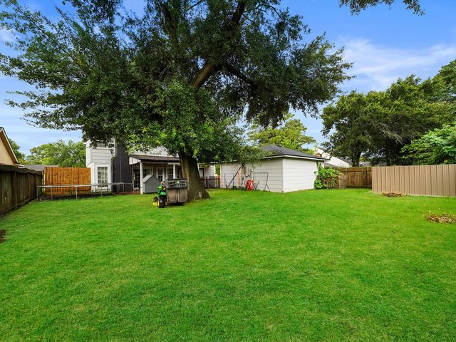 23930 Creek Ridge Drive, Spring, TX 77373