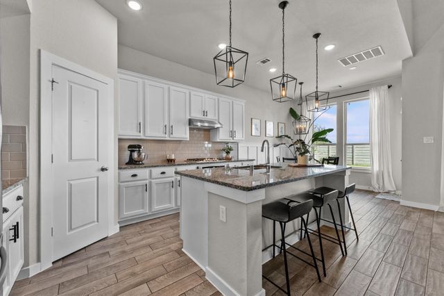 2127 Blackhawk Ridge Lane, Manvel, TX 77578