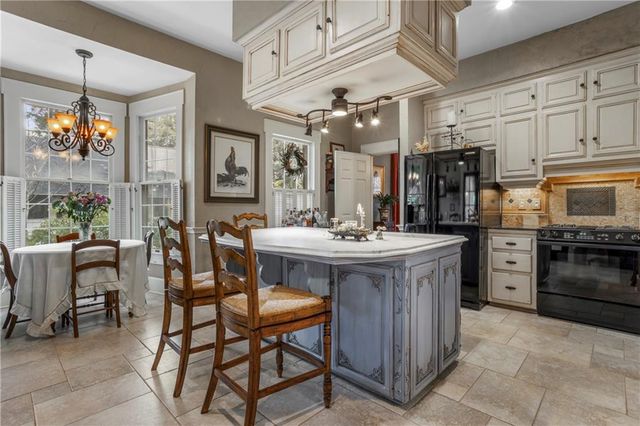 311 Eastview Drive, Biloxi, MS 39531