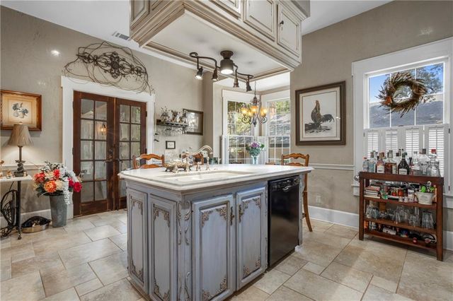 311 Eastview Drive, Biloxi, MS 39531