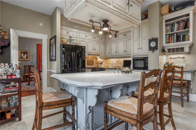 311 Eastview Drive, Biloxi, MS 39531