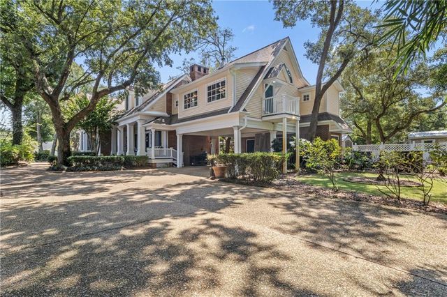 311 Eastview Drive, Biloxi, MS 39531