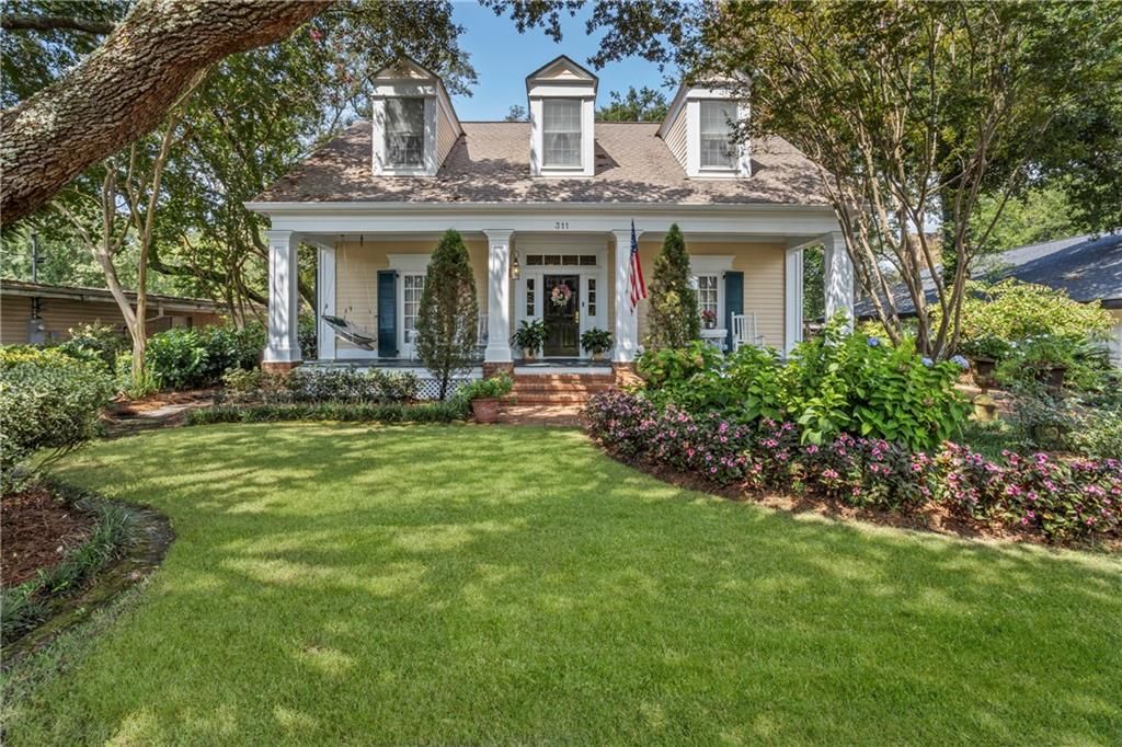 311 Eastview Drive, Biloxi, MS 39531